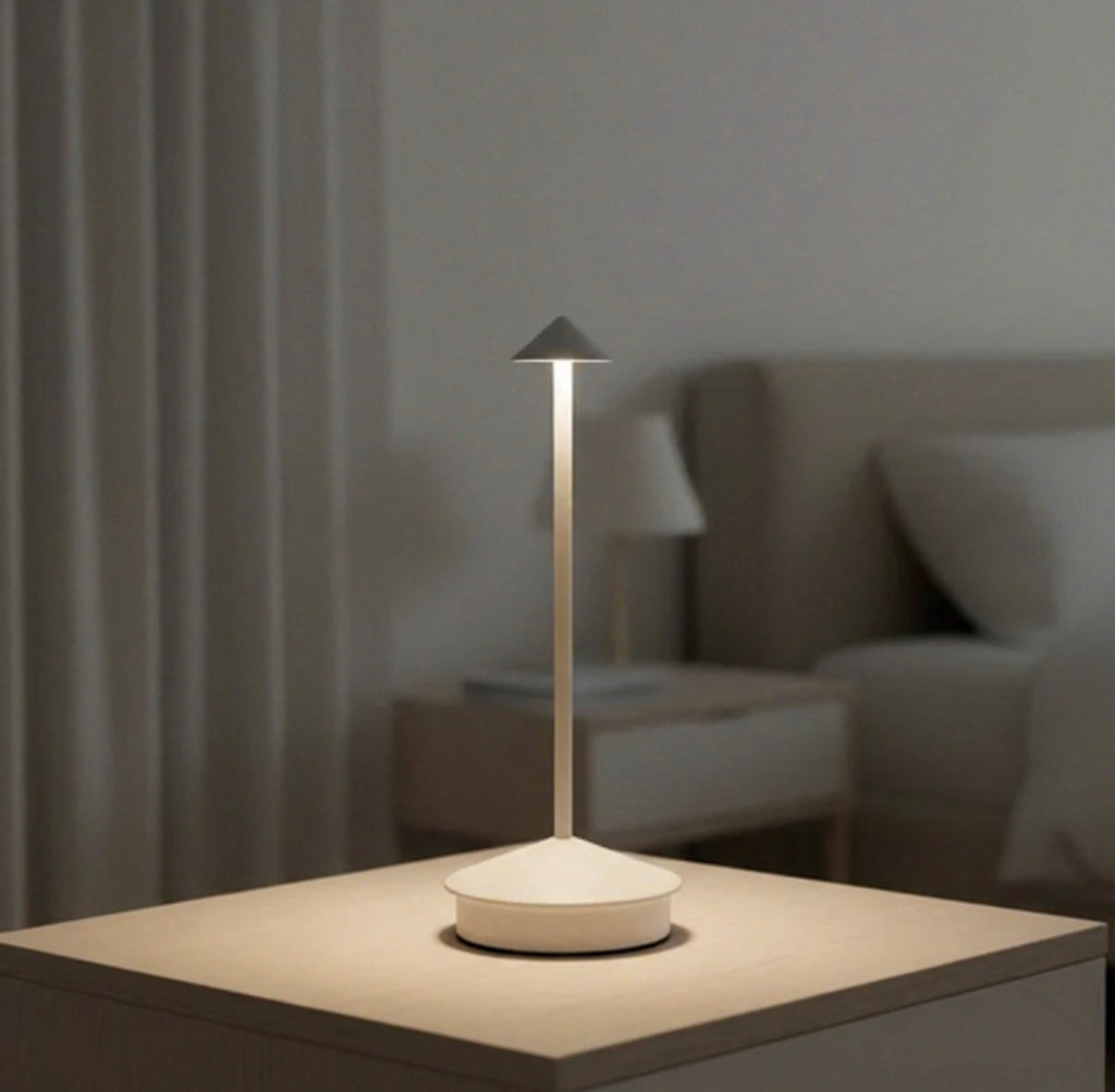 Lampe de table rechargeable et sans fil avec commande tactile, adaptée a l'intérieur et à l'extérieur, fonction d'éclairage dimmable, 3000-6000 K, hauteur 29 cm, couleur blanche ou Noir