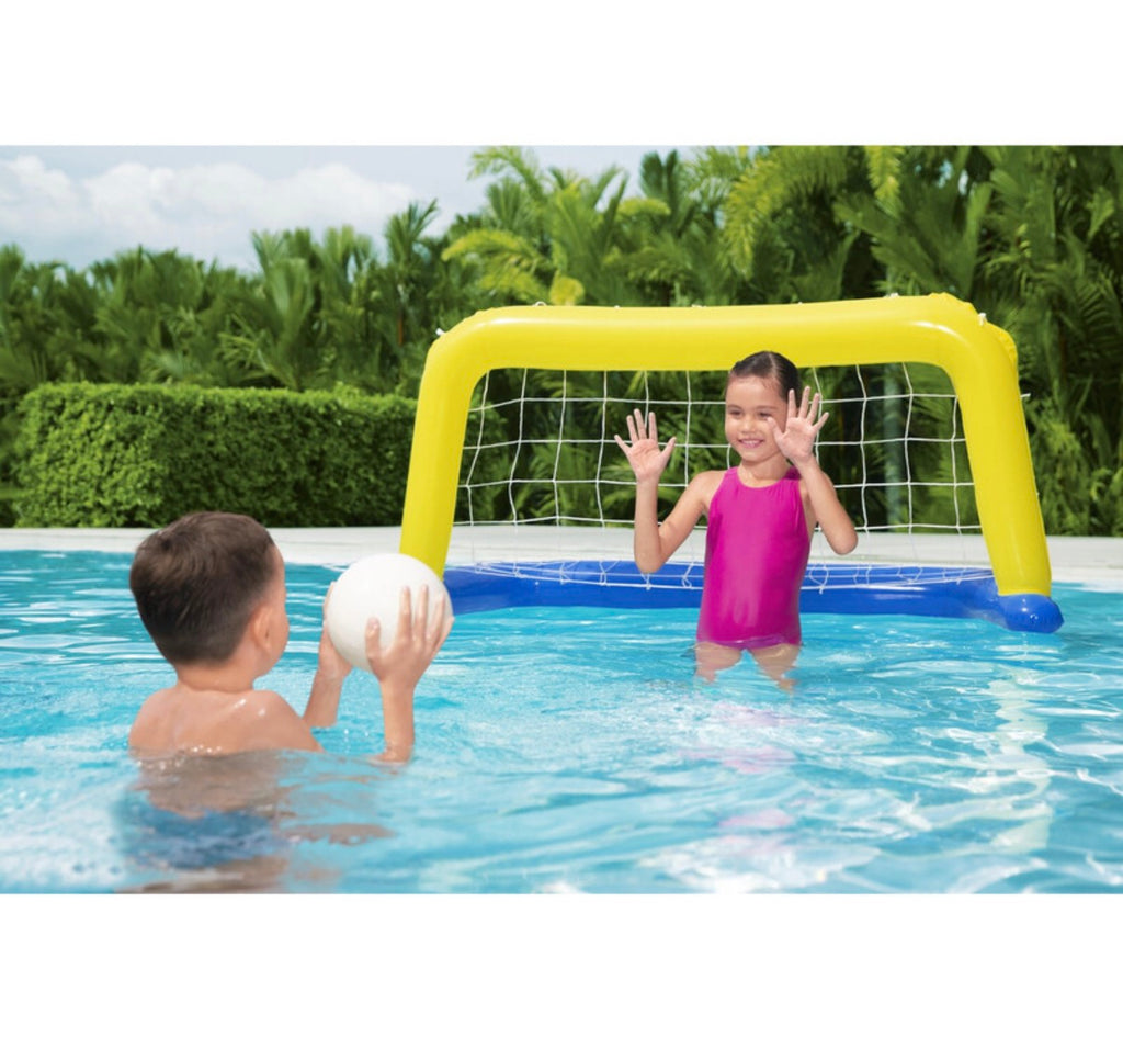But gonflable de water polo - 137 x 66
× 72 cm