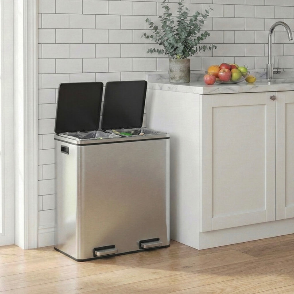Poubelle de cuisine à 2 compartiments avec couvercles, pédaliers, seaux intérieurs en plastique, fermeture en douceur argent et noir - 2 x 30 L